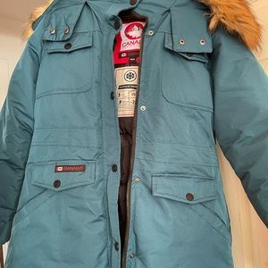 Ladies Medium Canada Weathergear Long Parka